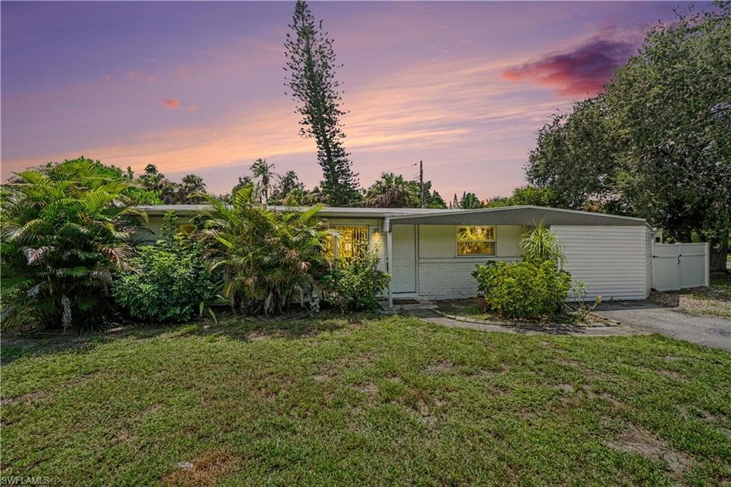 2398 Estey AVE NAPLES, FL 34104