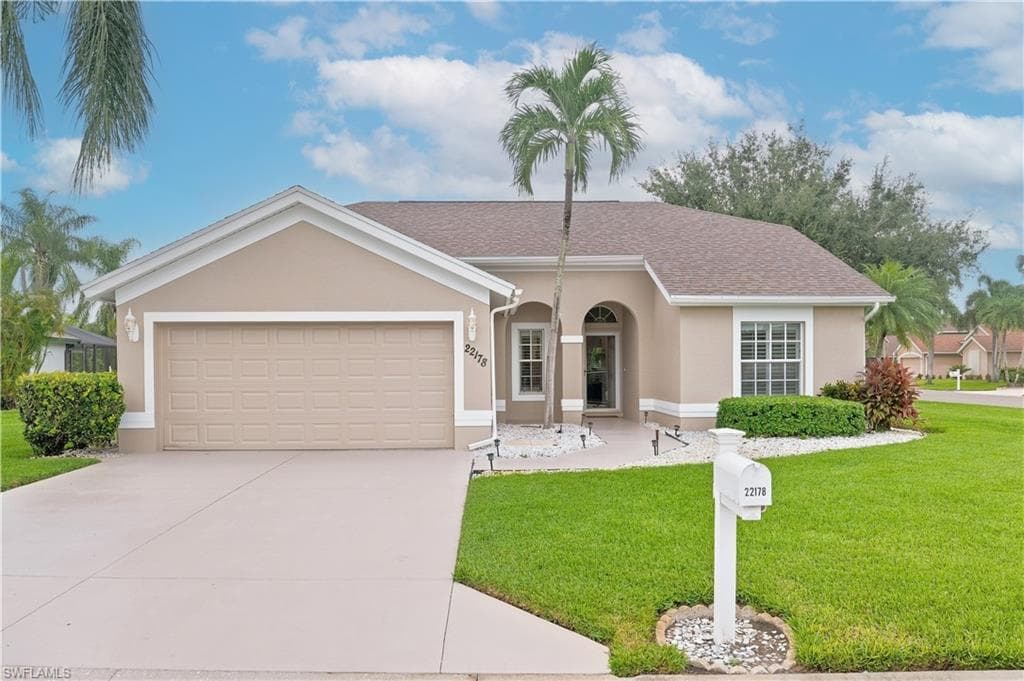22178 Seashore CIR ESTERO, FL 33928
