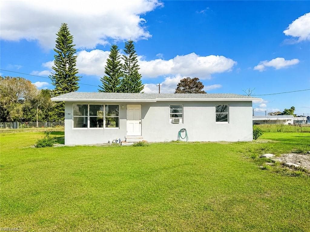 298 6th ST NW MOORE HAVEN, FL 33471