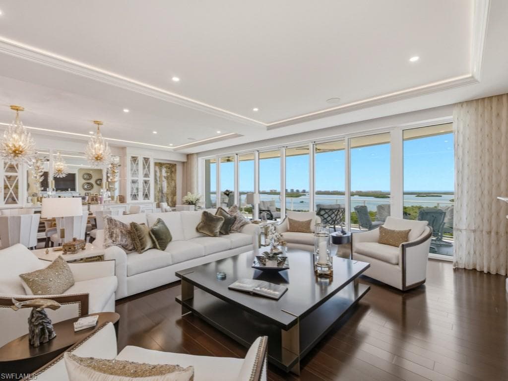 4991 BONITA BAY BLVD 902 BONITA SPRINGS, FL 34134