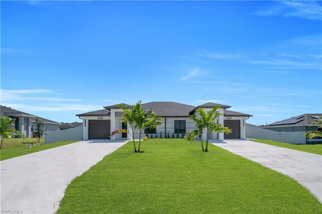 4541/4543 25th ST SW LEHIGH ACRES, FL 33973