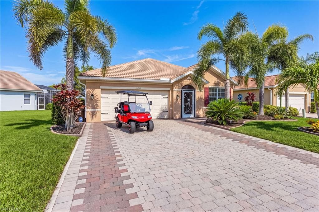 15263 Yellow Wood DR ALVA, FL 33920