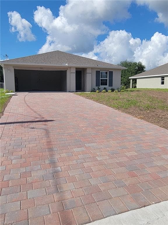 2603 65th ST W LEHIGH ACRES, FL 33971