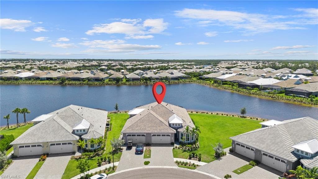 8924 Yucatan CT NAPLES, FL 34112