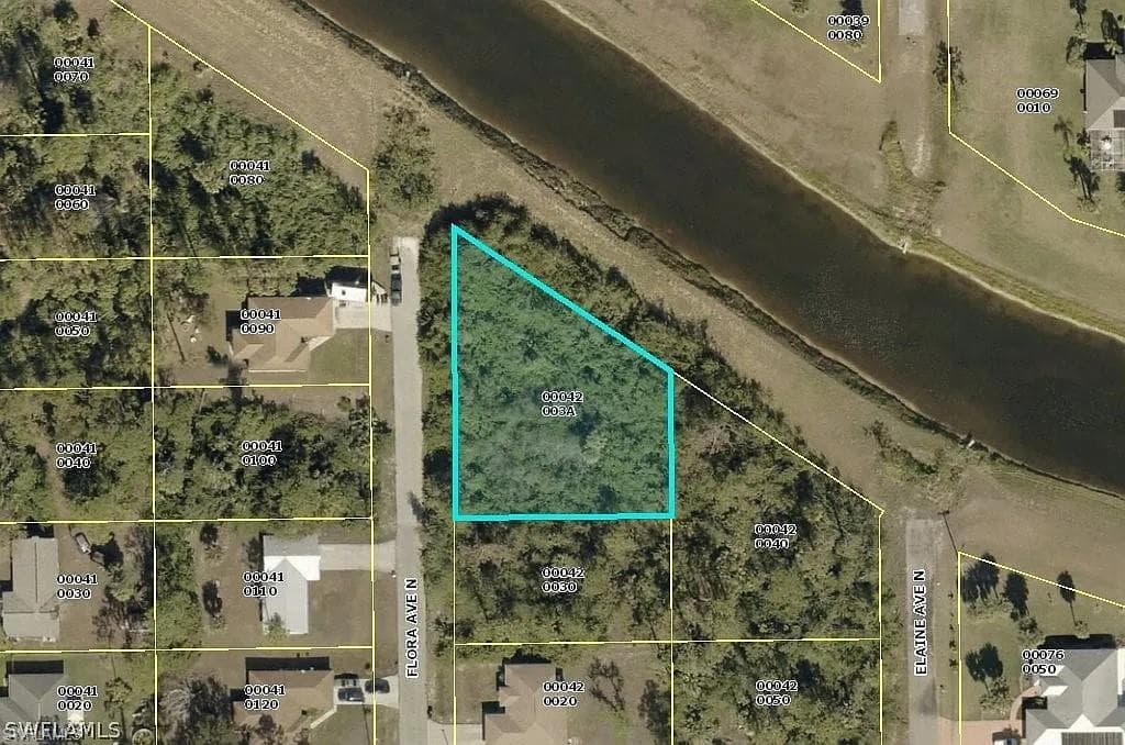 1208 Flora AVE N LEHIGH ACRES, FL 33971