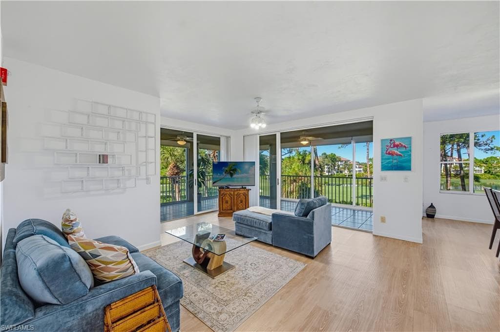 3330 CROSSINGS CT 301 BONITA SPRINGS, FL 34134