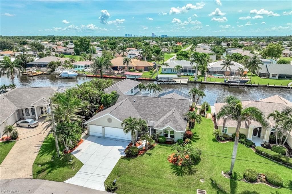 1303 SE 20th CT CAPE CORAL, FL 33990