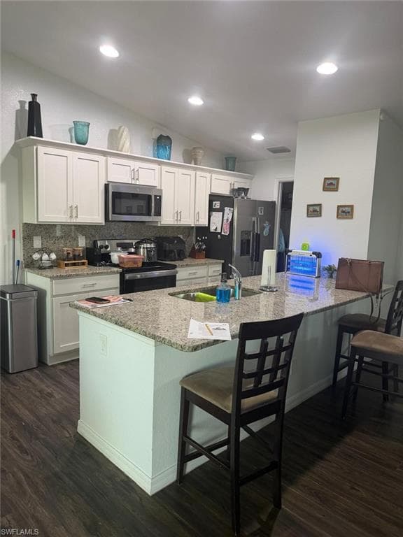 1046 Saturn CT LABELLE, FL 33945