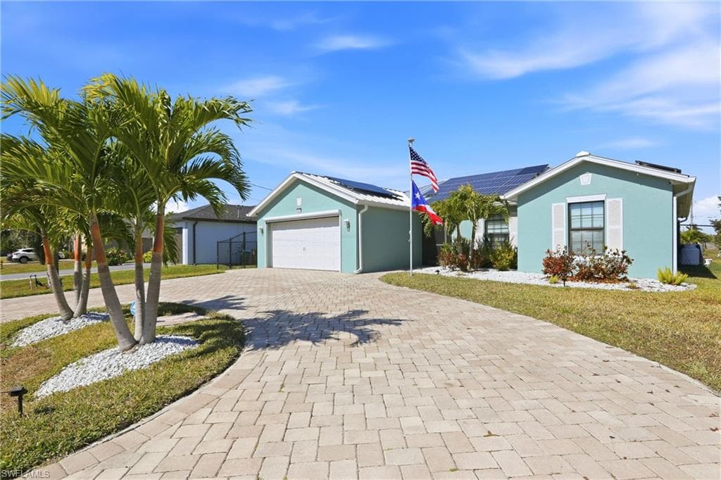 1901 SW 14th ST CAPE CORAL, FL 33991