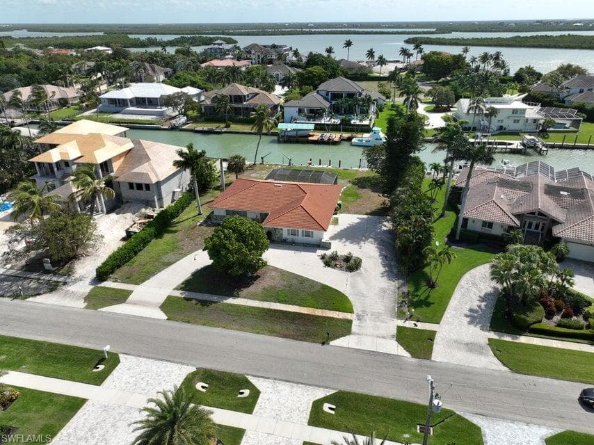 961 Scott DR MARCO ISLAND, FL 34145
