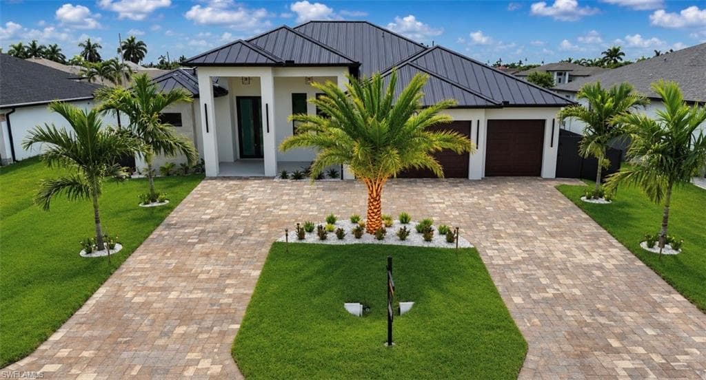 3702 ceitus PKWY CAPE CORAL, FL 33991