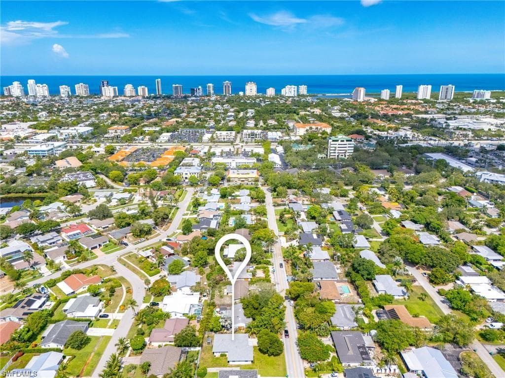 1240 Pompei LN NAPLES, FL 34103