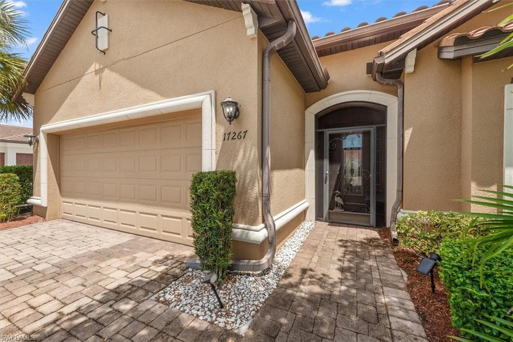 17267 Walnut Run DR ALVA, FL 33920