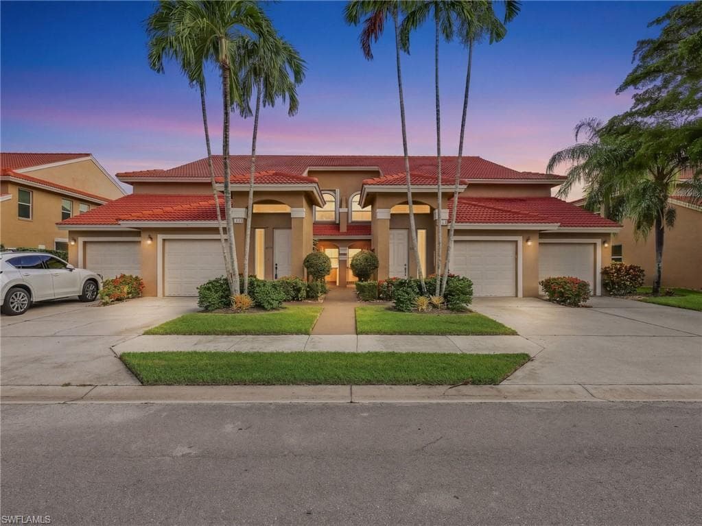 2535 Aspen Creek LN 201 NAPLES, FL 34119