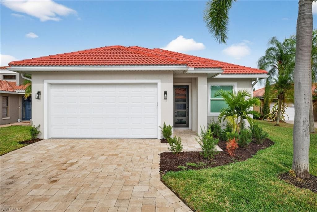 26985 Croise DR BONITA SPRINGS, FL 34135