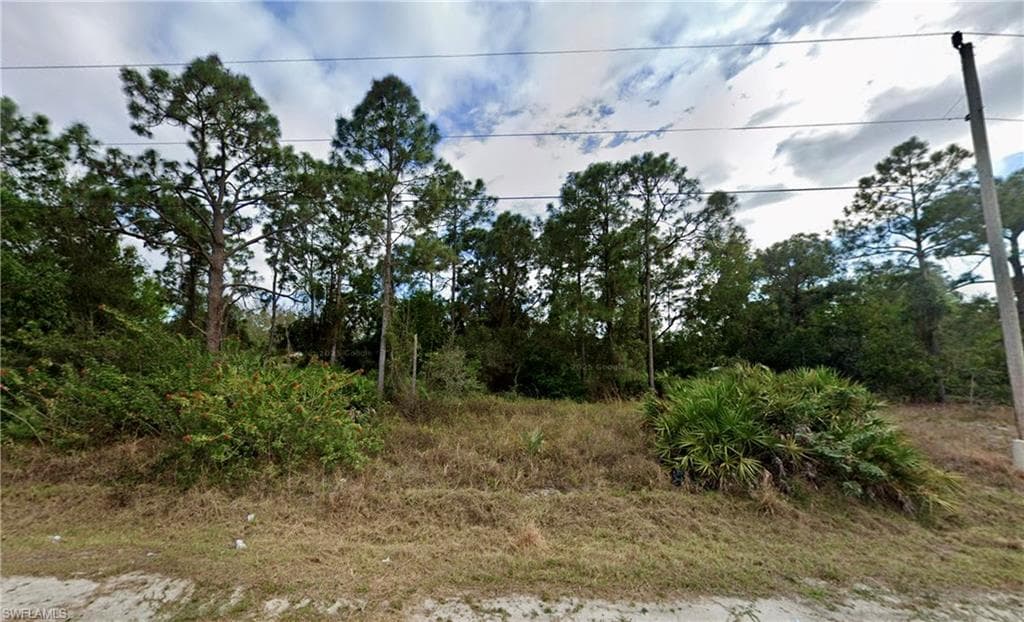 3403 24th ST SW LEHIGH ACRES, FL 33976