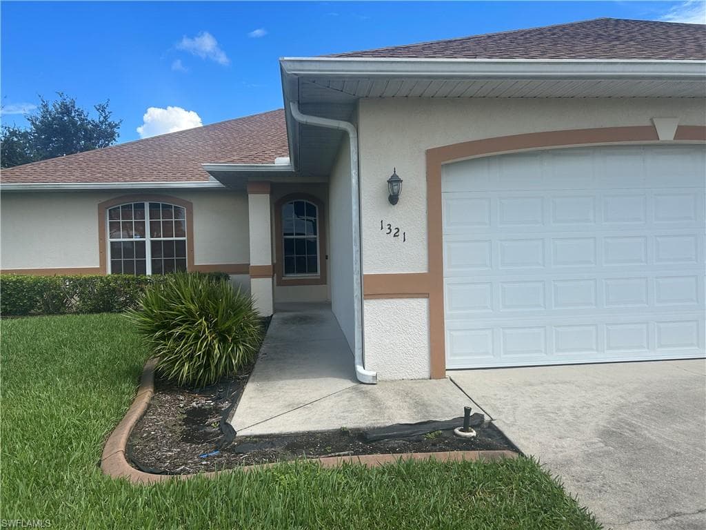 1321 Gleason PKWY 1321 CAPE CORAL, FL 33914