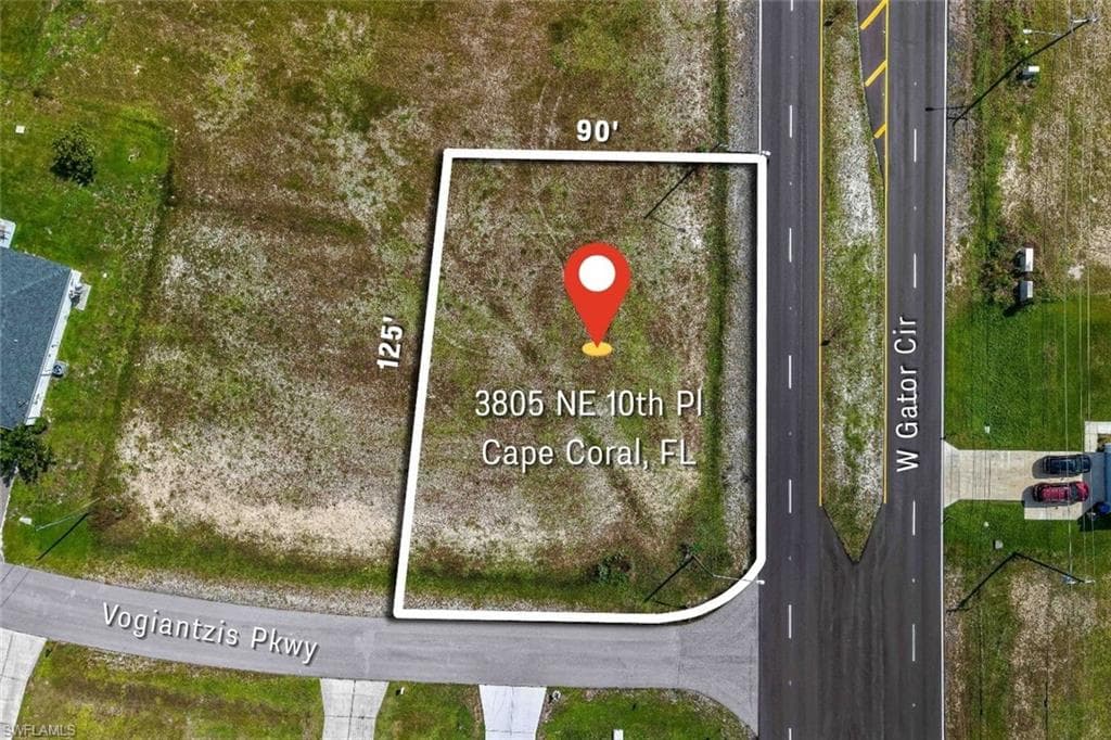 3805 10th PL CAPE CORAL, FL 33909
