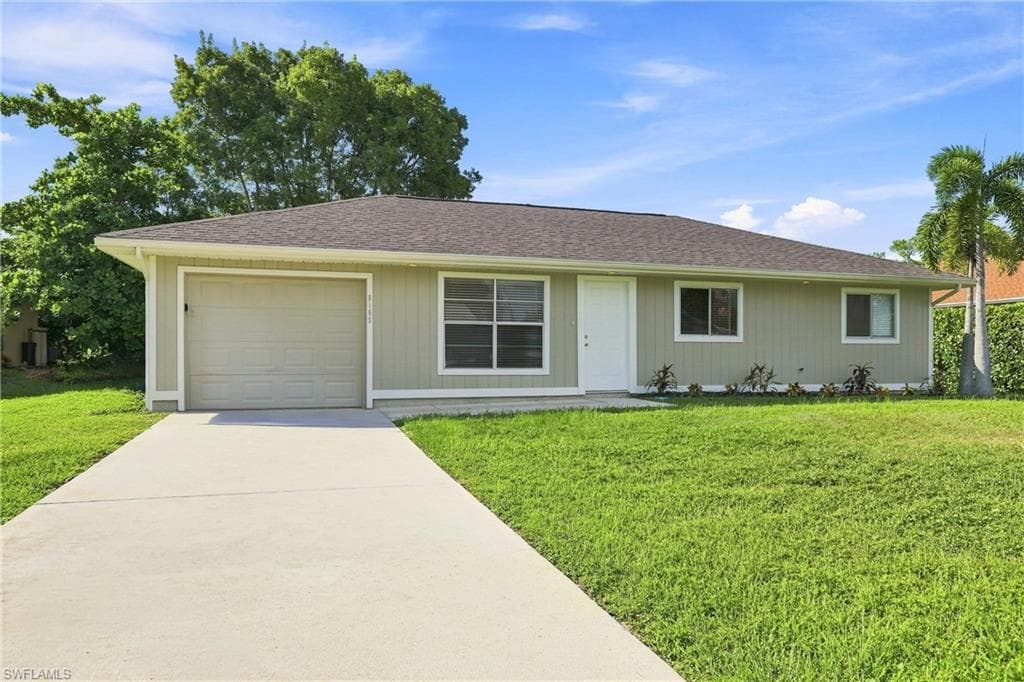 8165 Pelican RD FORT MYERS, FL 33967