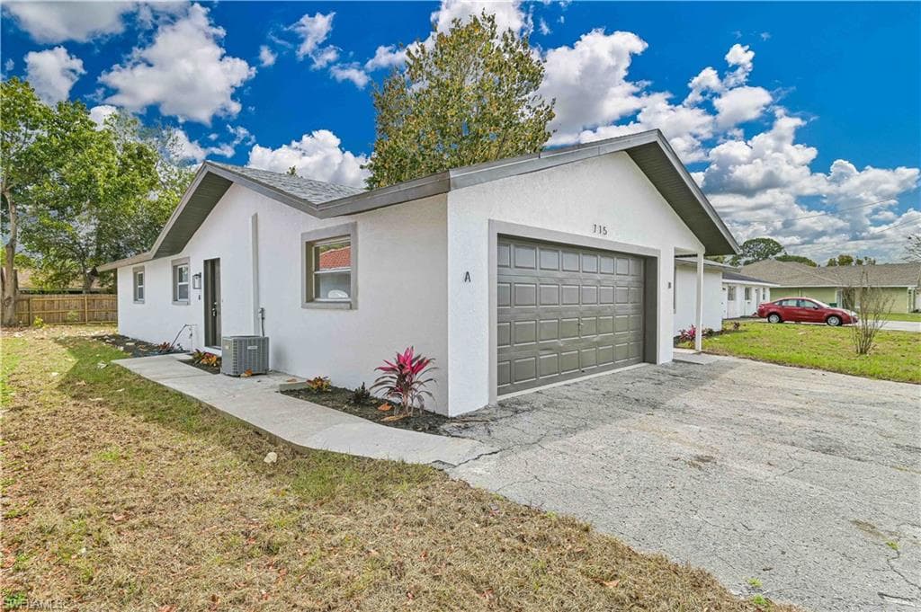 115 SE 24th AVE A+B CAPE CORAL, FL 33990