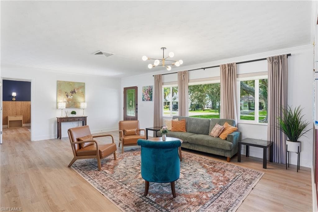 55 Aqua LN NORTH FORT MYERS, FL 33903