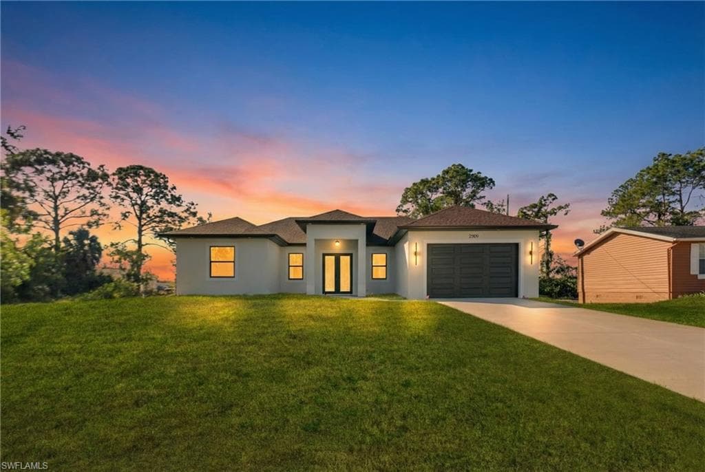 2909 9th ST W LEHIGH ACRES, FL 33971