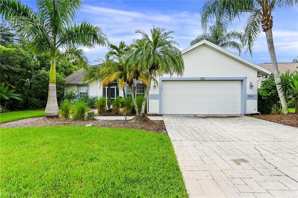 589 Lambton LN NAPLES, FL 34104