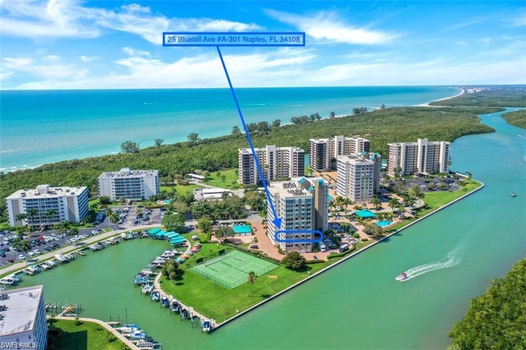 25 Bluebill AVE 301 NAPLES, FL 34108