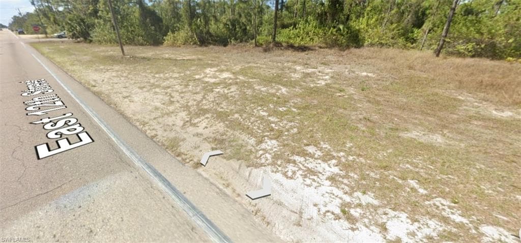 410 E 12th ST LEHIGH ACRES, FL 33972