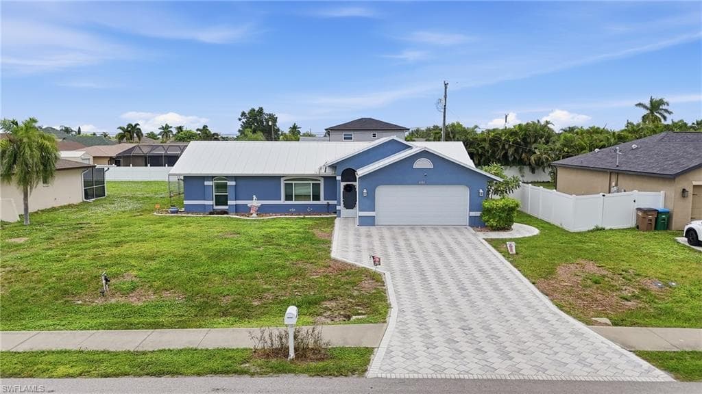 601 Mohawk PKWY CAPE CORAL, FL 33914