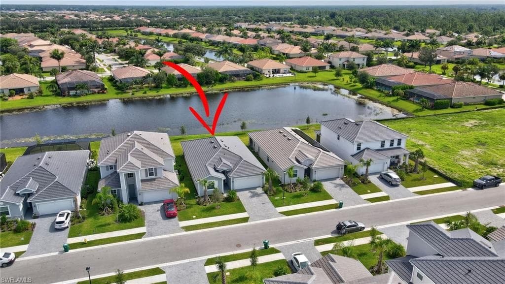 2301 Avocado LN NAPLES, FL 34120
