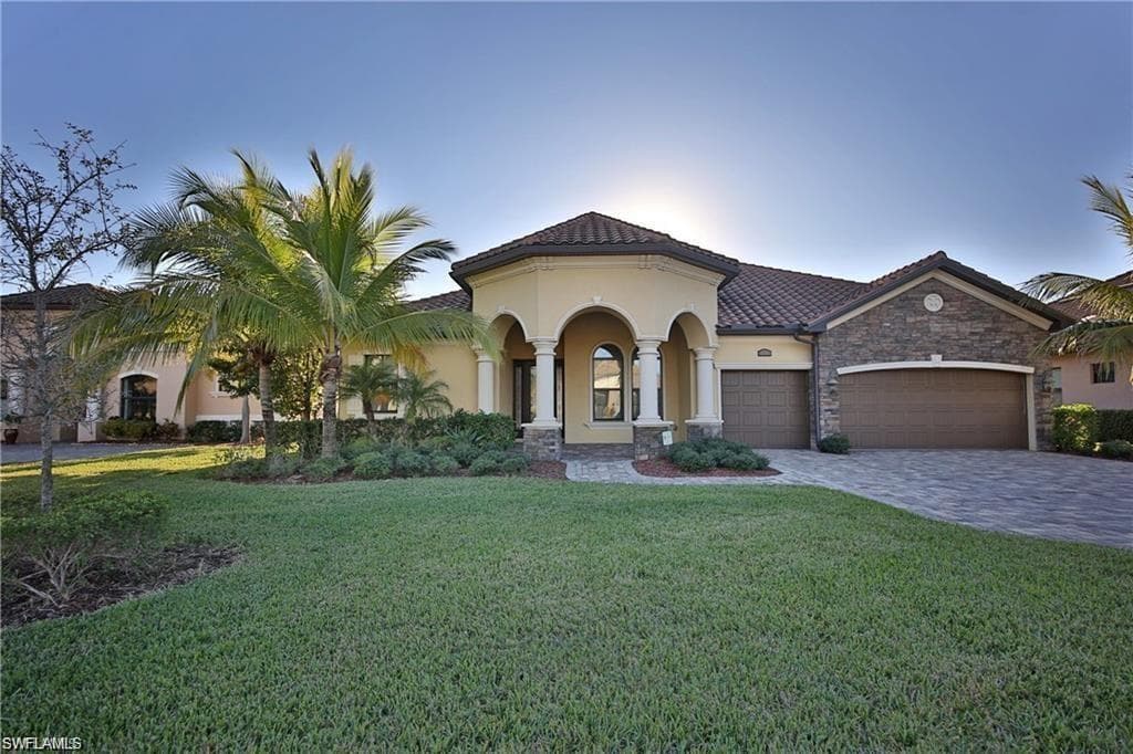 9461 Italia WAY NAPLES, FL 34113