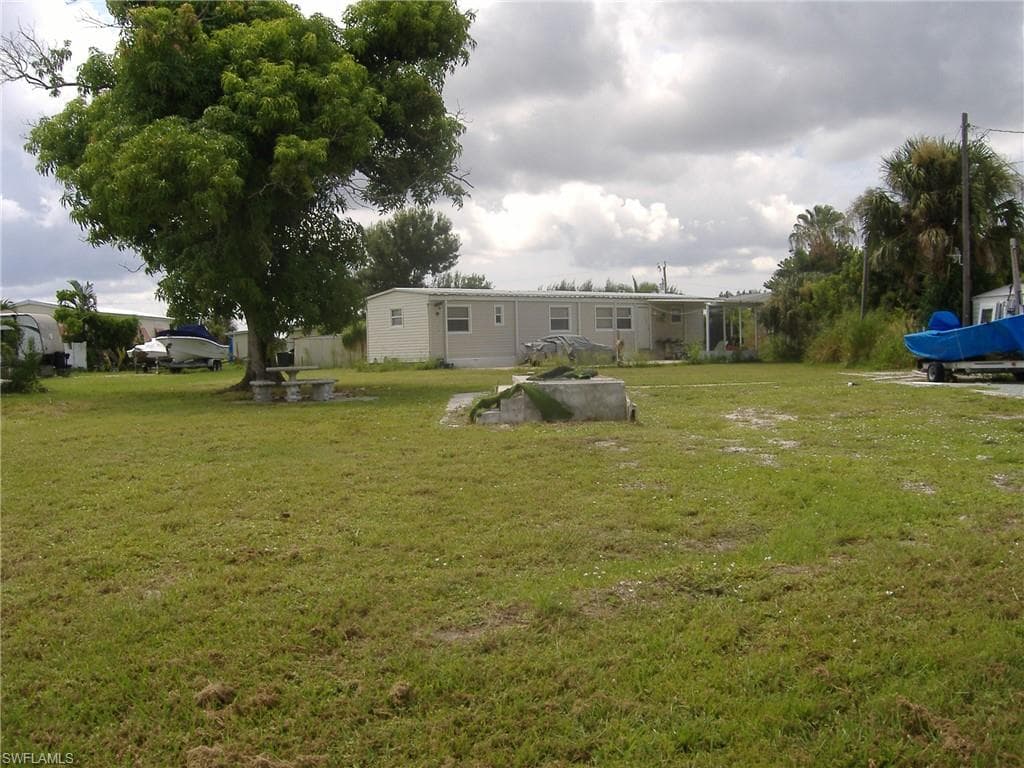 4873 Sandpiper DR ST. JAMES CITY, FL 33956