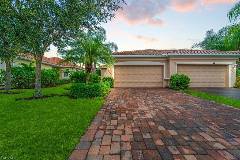 2036 Wellington ST NAPLES, FL 34120
