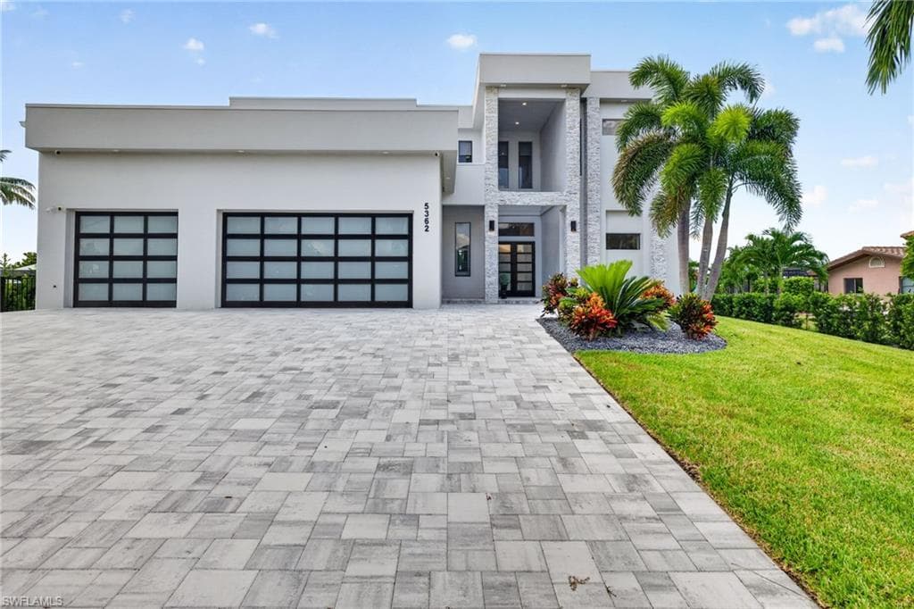 5362 Mayfair CT CAPE CORAL, FL 33904
