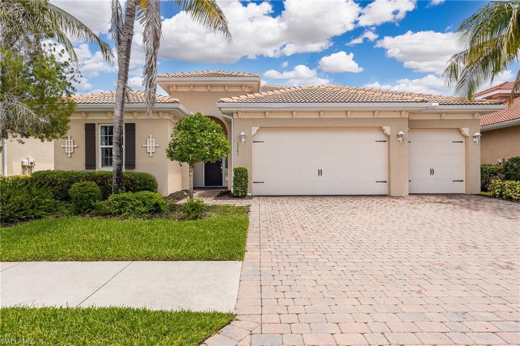 3987 Ashentree CT FORT MYERS, FL 33916