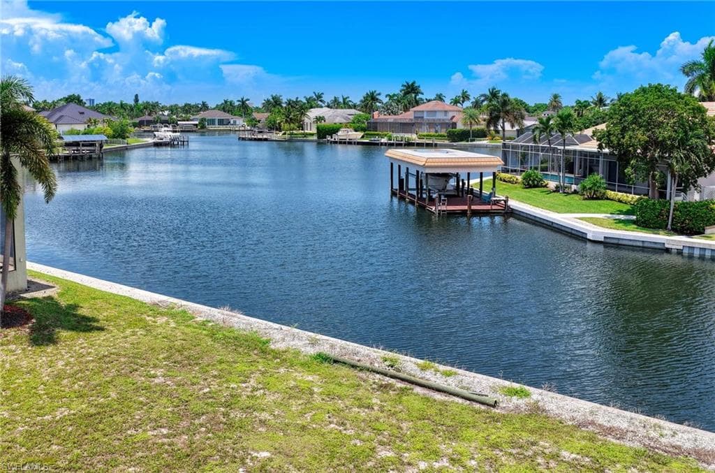 1674 Briarwood CT MARCO ISLAND, FL 34145