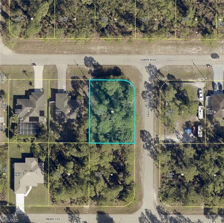 1058 Summa BLVD LEHIGH ACRES, FL 33974