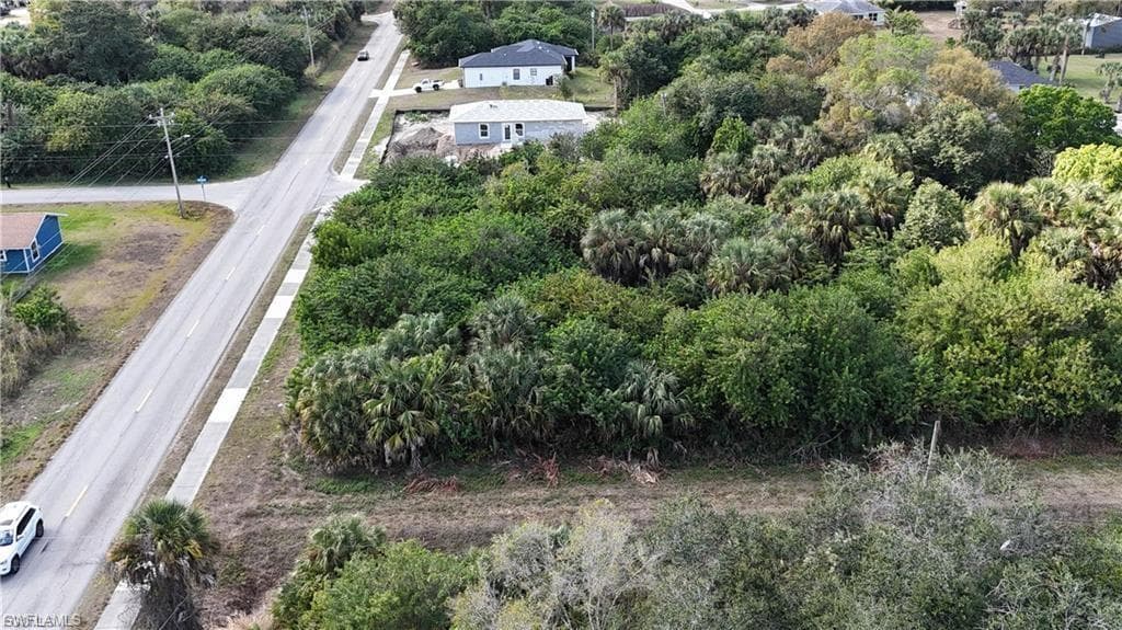 304 W 6th ST LEHIGH ACRES, FL 33972
