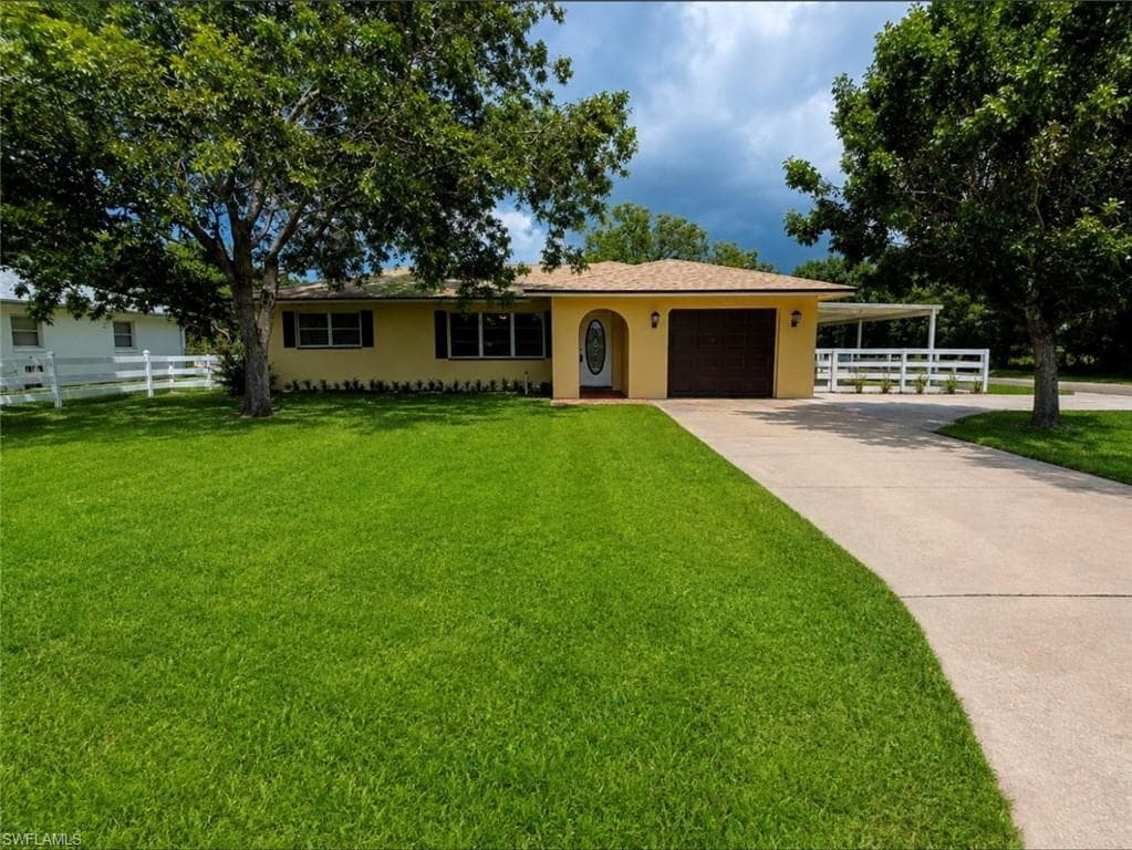 1798 Marilyn DR NORTH FORT MYERS, FL 33917