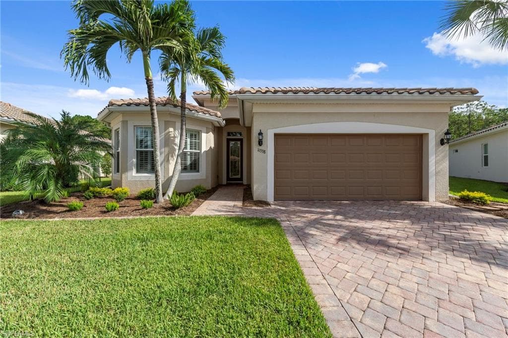 11338 Merriweather CT FORT MYERS, FL 33913