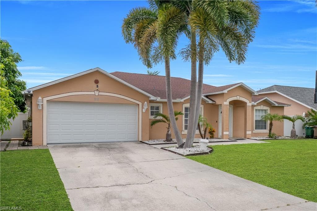 3818 SW 6th PL CAPE CORAL, FL 33914