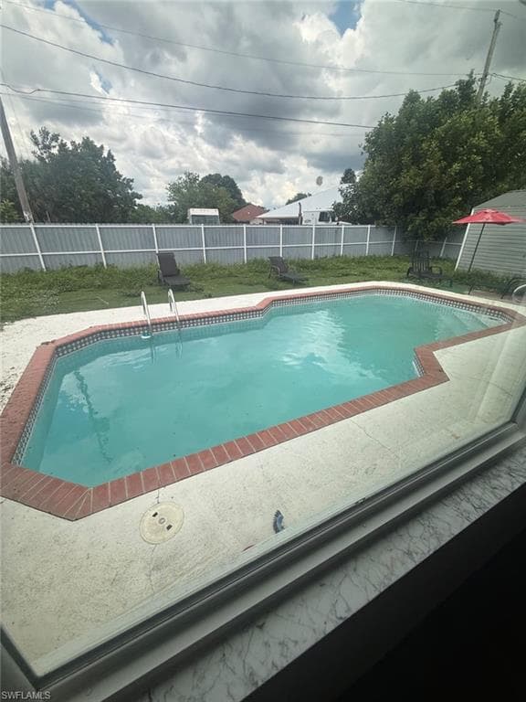 129 E Lake DR LEHIGH ACRES, FL 33936