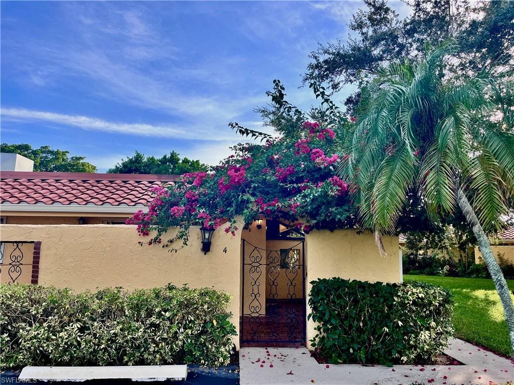 186 Harrison RD H4 NAPLES, FL 34112