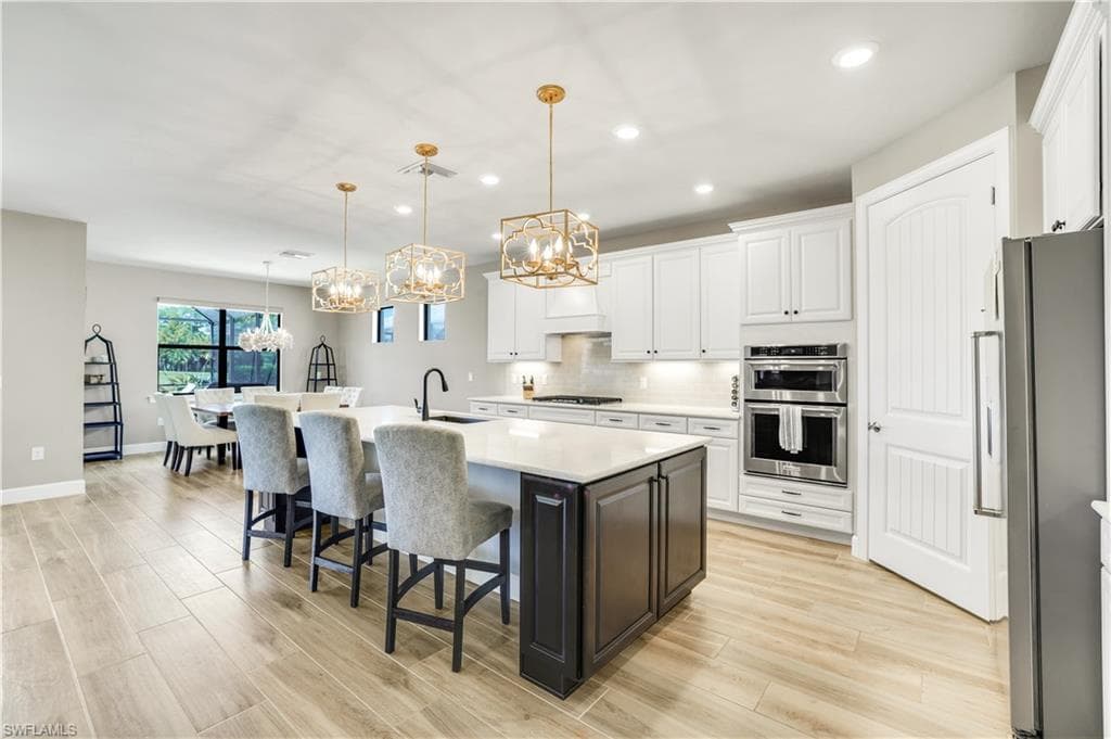 9373 Surfbird CT NAPLES, FL 34120
