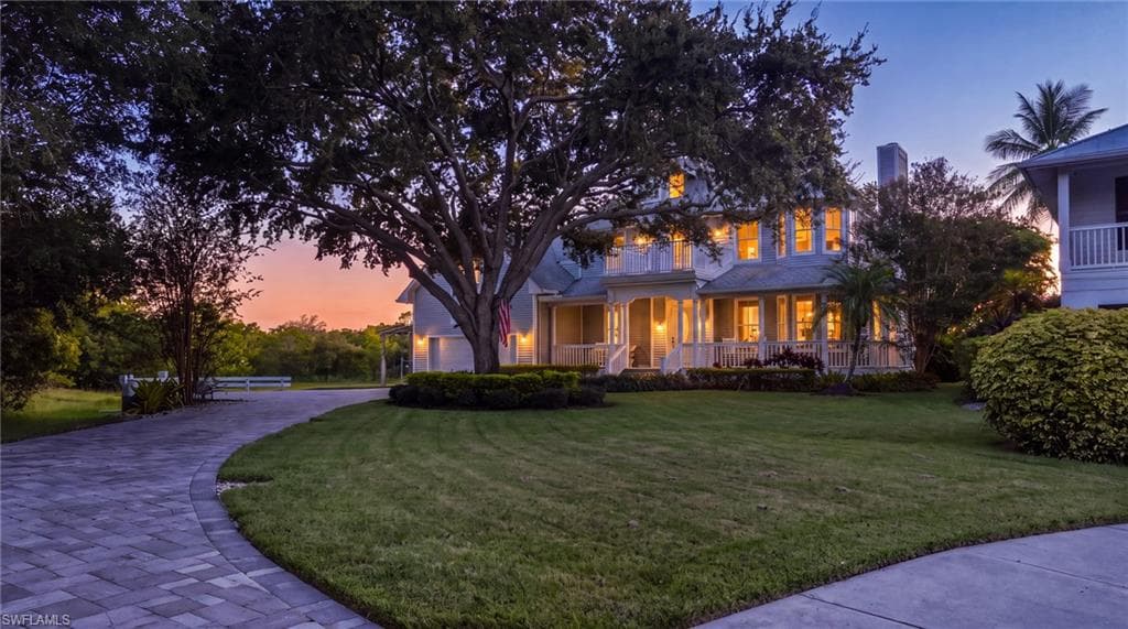 1495 Gordon River LN NAPLES, FL 34104