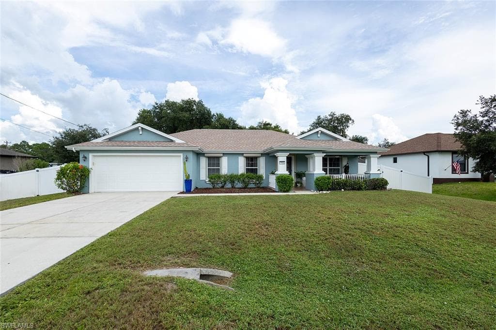715 Zendor AVE FORT MYERS, FL 33913