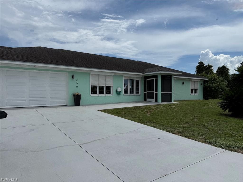 200 Arthur AVE LEHIGH ACRES, FL 33936