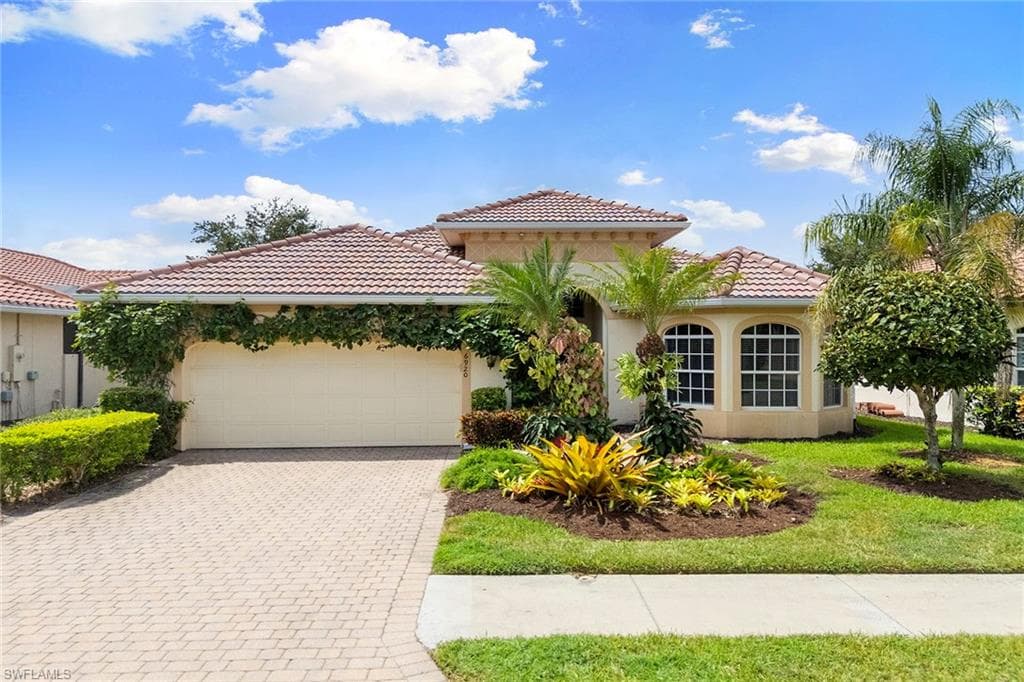 6920 Bent Grass DR NAPLES, FL 34113