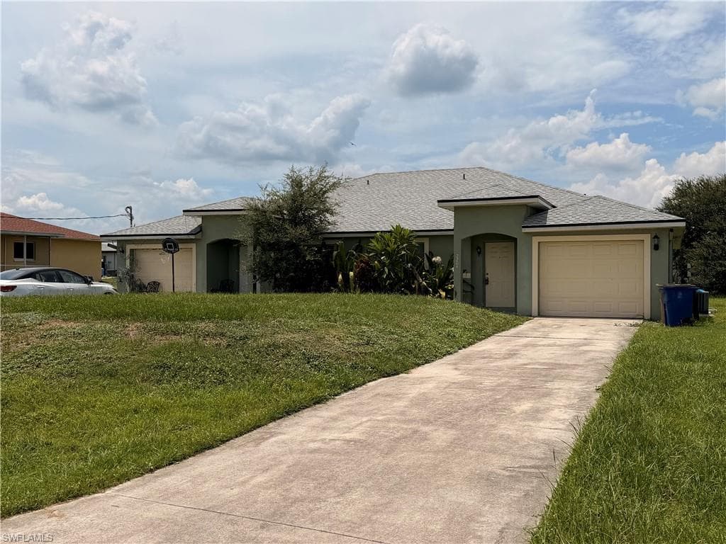2206 Keith AVE S 2204 LEHIGH ACRES, FL 33973
